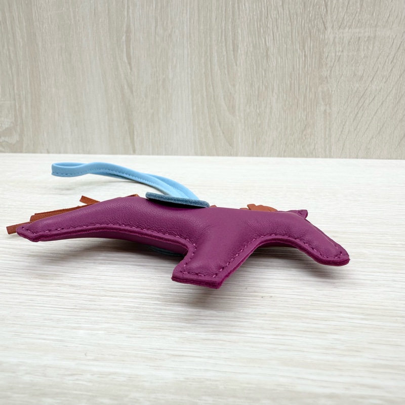 HERMES紫色拚天藍色小馬吊飾PM-8