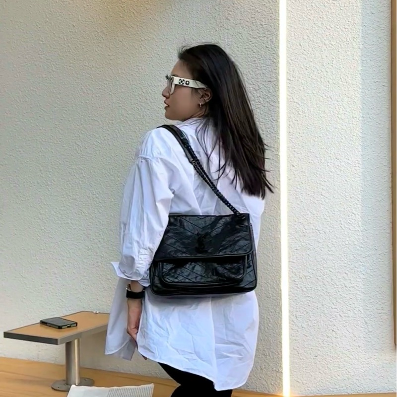 🈶購證 #9新閒置 #新款d扣 Ysl Niki SoBlack中號-2