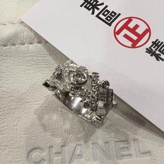 東區正精品㊣Chanel Hugs & Kisses Diamond White Gold Cocktai 近全新18K白K鑽戒戒指 50號 RZ5754-0
