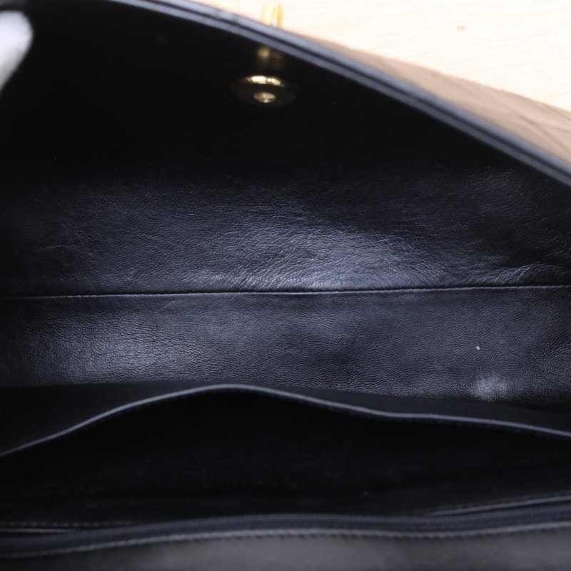 CHANEL 黑色羊皮4開金扣中古盒子腋下包肩背包-3