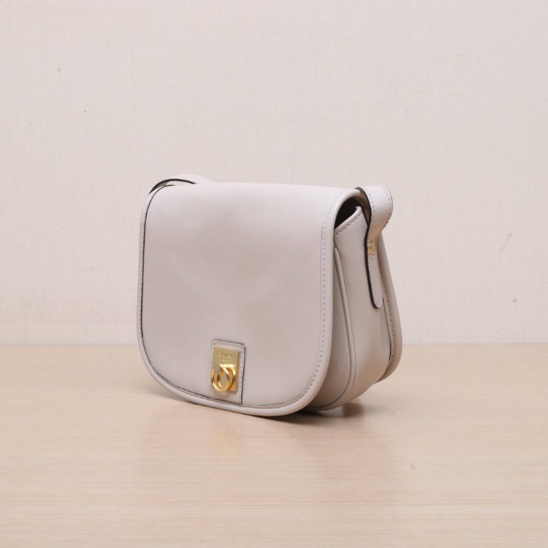 CELINE 米色牛皮Tabou鎖頭法棍包肩背包-4