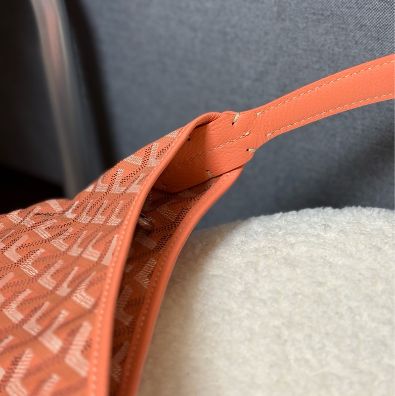 (全球限量400顆)goyard 珊瑚粉 hobo 🪸北京限定色-5