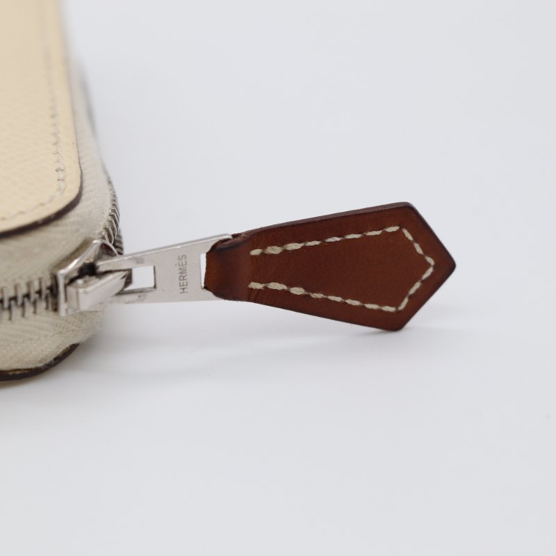 Hermès 愛馬仕  Silkin Compact 絲巾 奶油白 Epsom 牛皮 拉鍊錢包 Z刻 2017-8