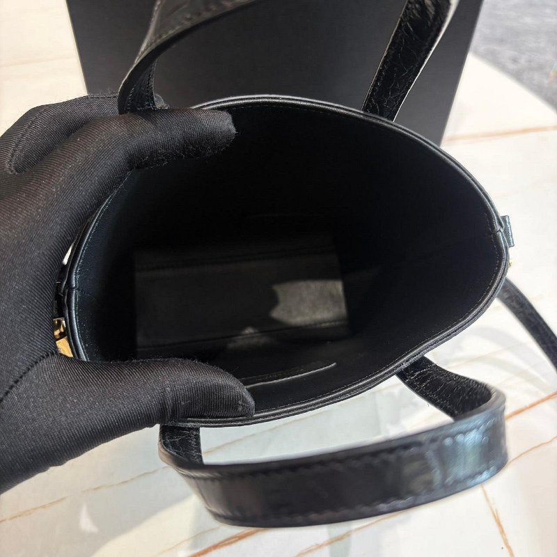 *SHIHNA名牌精品*YSL壓鱷魚紋MINI托特包-6