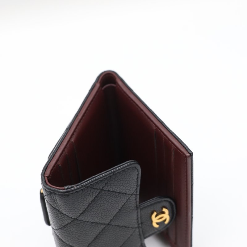 Chanel 香奈兒  Classic 口蓋系列 荔枝牛皮 黑色 金釦 三折錢包 中短夾-14