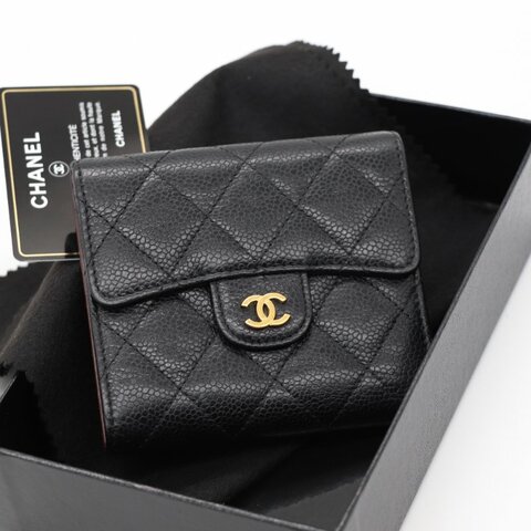 Chanel 香奈兒  Classic 口蓋系列 荔枝牛皮 黑色 金釦 三折錢包 中短夾