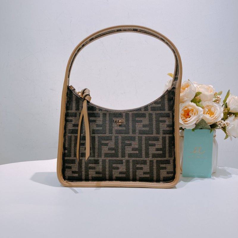 TW4497 Fendi 芬迪迷你腋下包 經典老花帆布+牛皮 MIni Fendessence Bag Brown-0