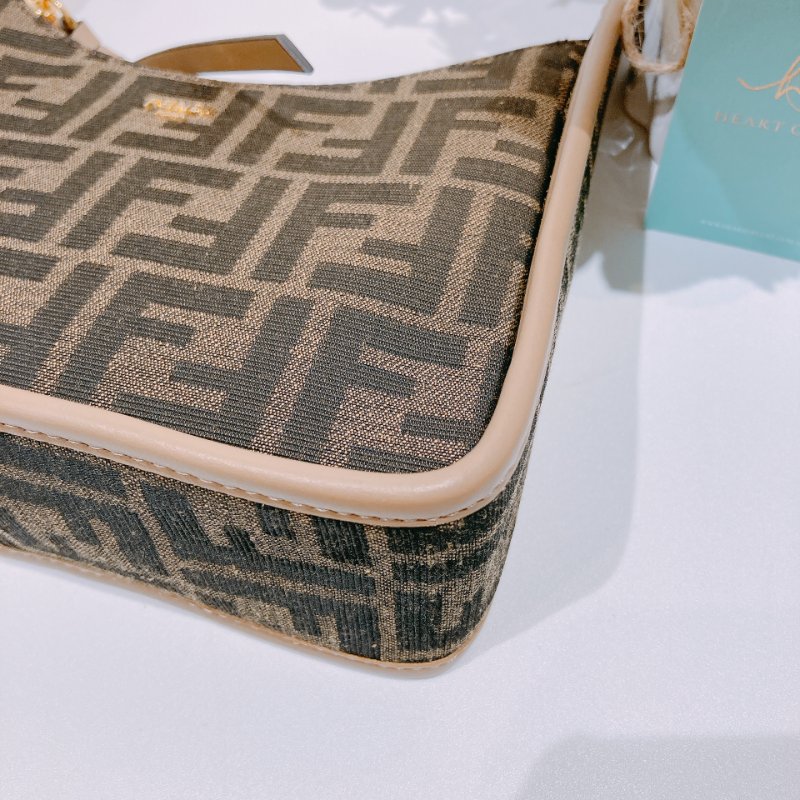 TW4497 Fendi 芬迪迷你腋下包 經典老花帆布+牛皮 MIni Fendessence Bag Brown-6