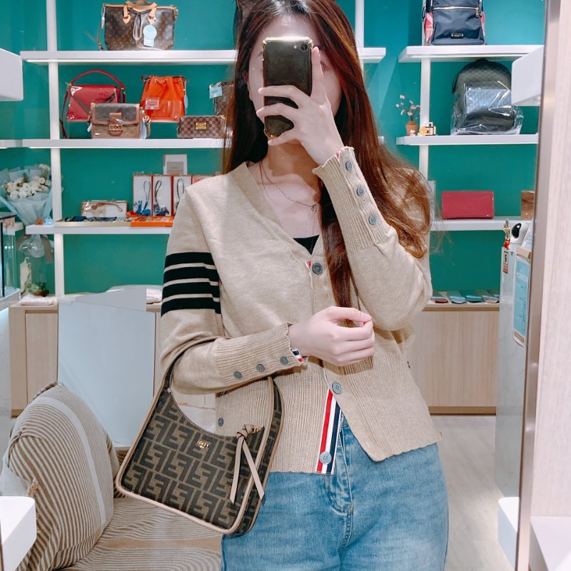 TW4497 Fendi 芬迪迷你腋下包 經典老花帆布+牛皮 MIni Fendessence Bag Brown-16