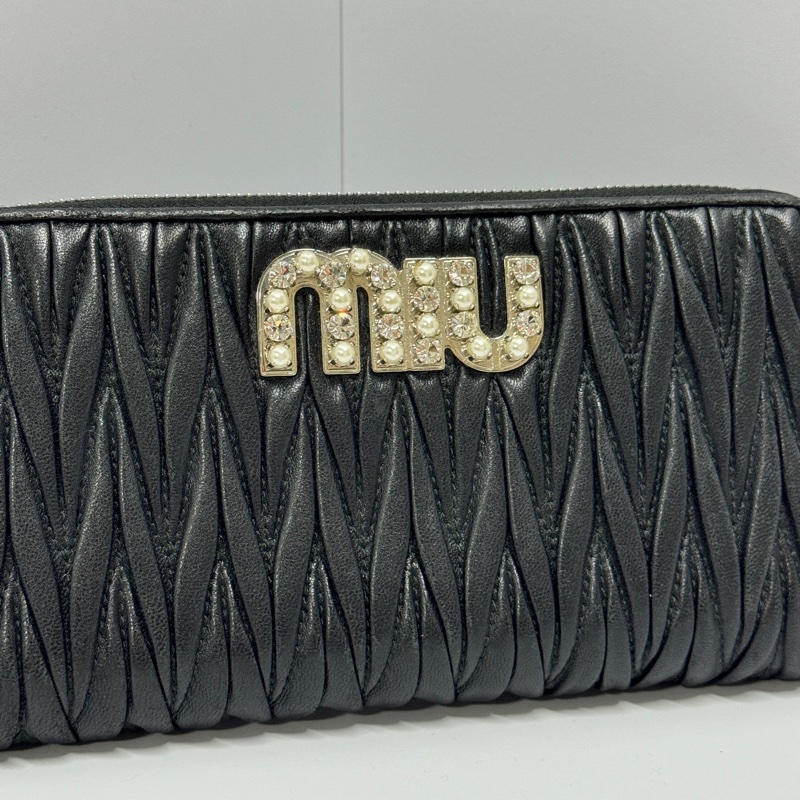 (極新🎁 超稀有!) Miu Miu 張員瑛 水鑽長夾 專櫃35000!-4