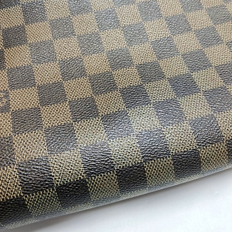 LOUIS VUITTON SAINT LOUIS 棕色塗層帆布棋盤格手拿包 金色五金-8