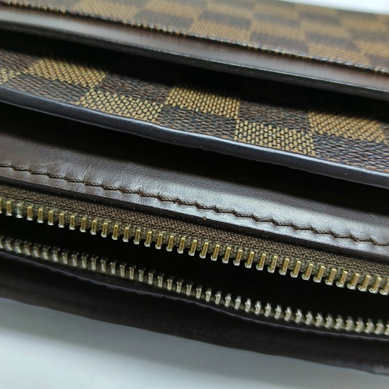 LOUIS VUITTON SAINT LOUIS 棕色塗層帆布棋盤格手拿包 金色五金-11