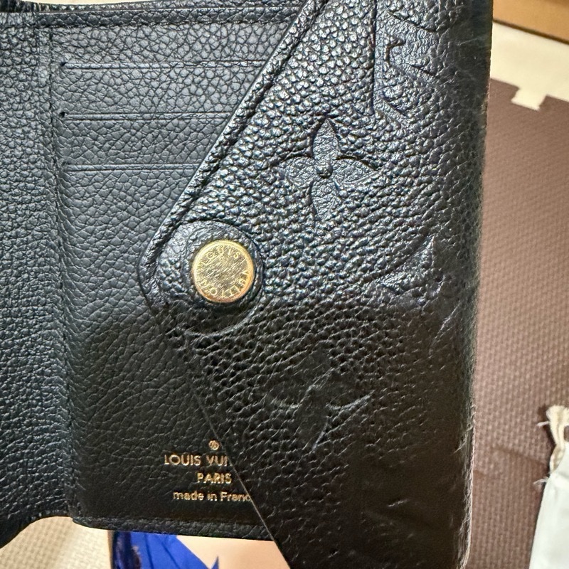 LV黑皮夾-17