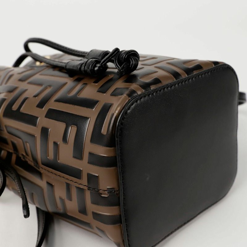 FENDI Montrezzo 迷你水桶手提單肩包 8BS010-7