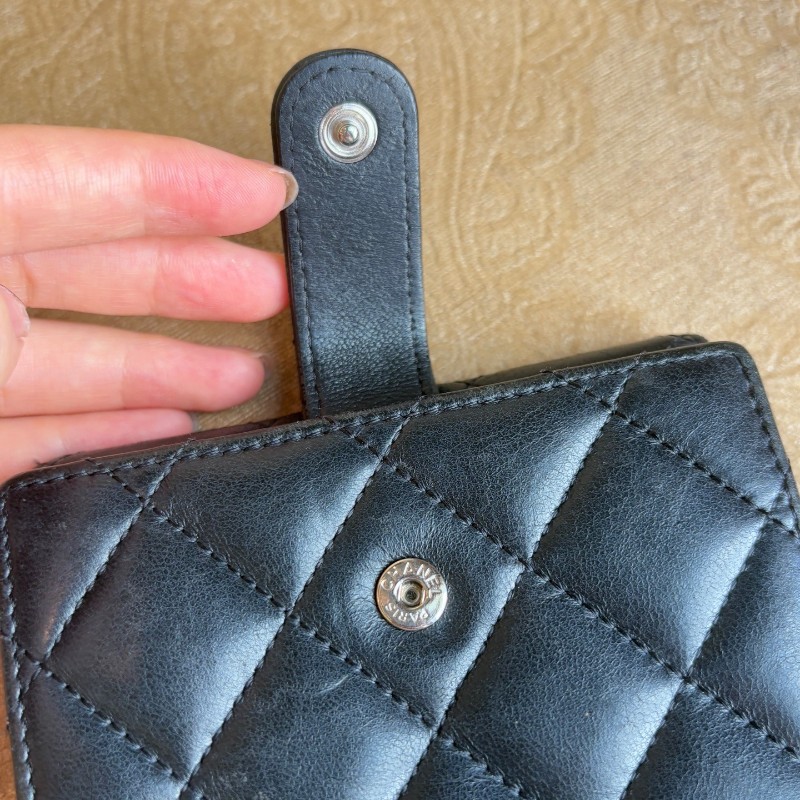 Chanel 黑色羊皮短夾錢包 銀包-9