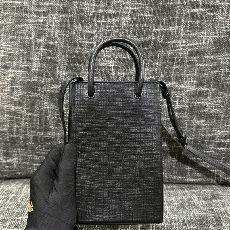 巴黎世家黑色手機包-4