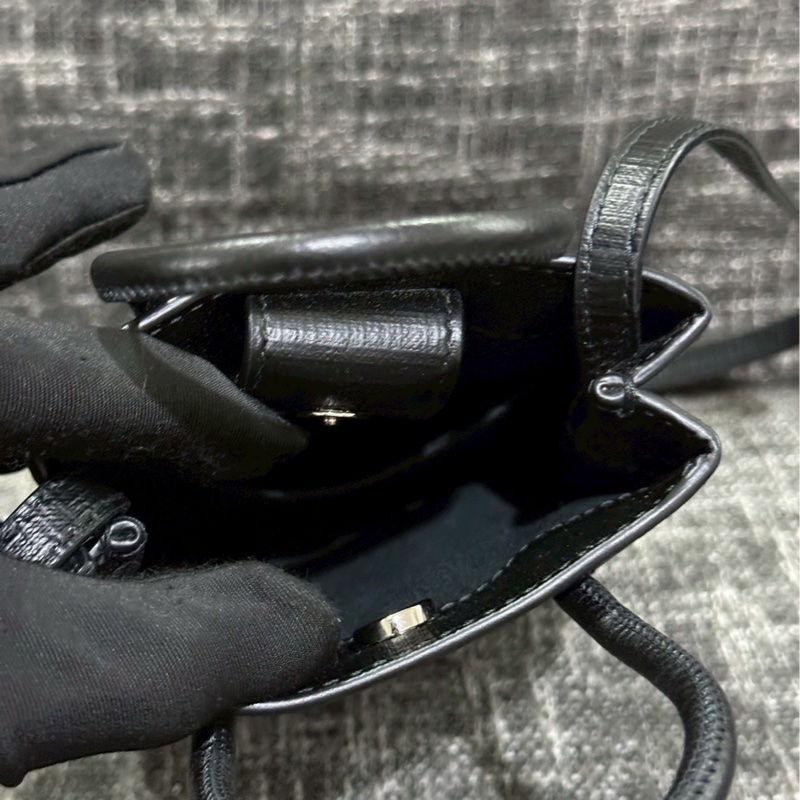 巴黎世家黑色手機包-5