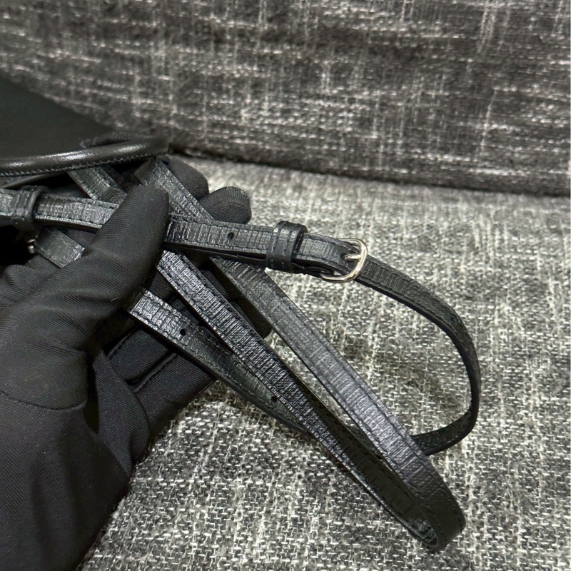 巴黎世家黑色手機包-6