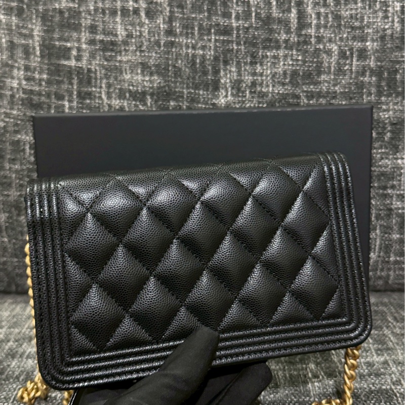 香奈兒 boy 黑金woc-2