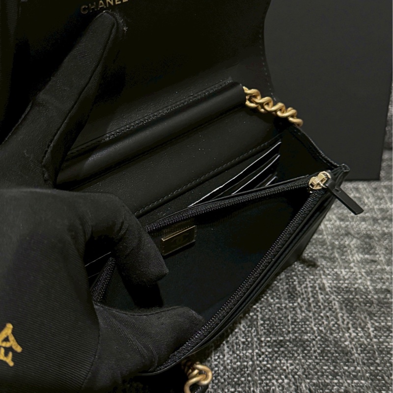 香奈兒 boy 黑金woc-8