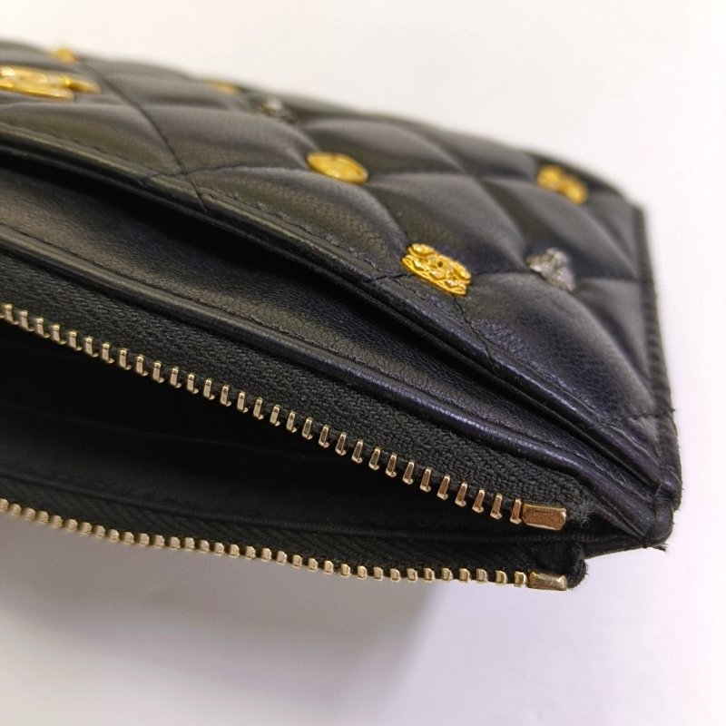 CHANEL 黑色羊皮菱格紋縫製錢包 卡包 26開-13
