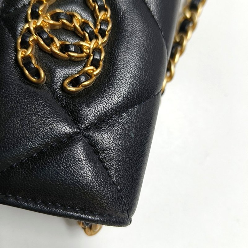 CHANEL 19bag 黑色羊皮菱格紋單肩包斜挎包 30開 配件齊全-8