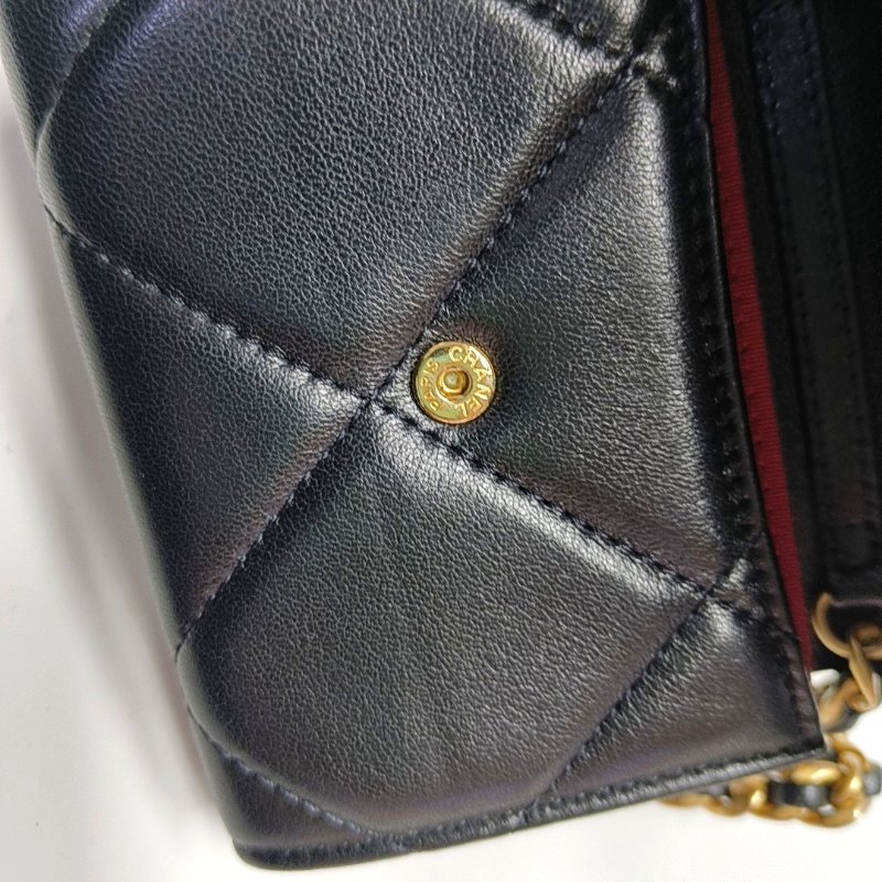 CHANEL 19bag 黑色羊皮菱格紋單肩包斜挎包 30開 配件齊全-9