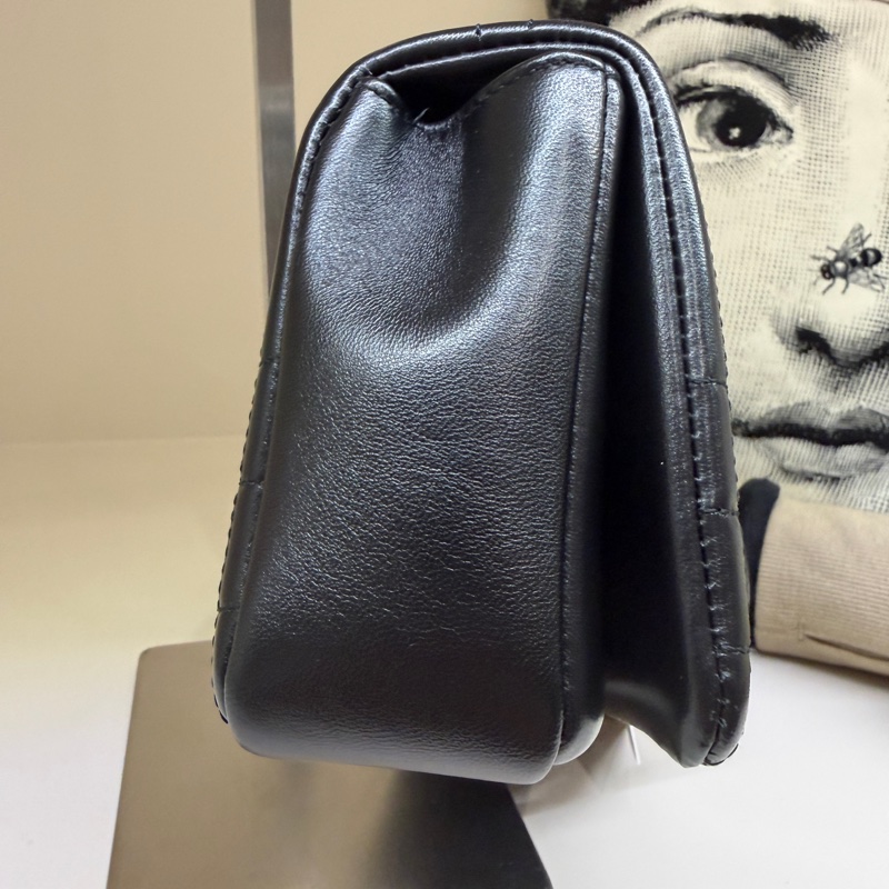 Burberry 黑金lola 🖤價格甜-21