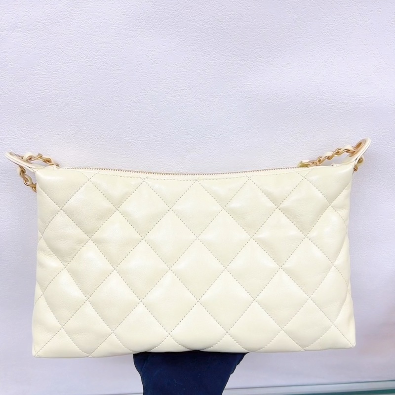 全新 Chanel 25s hobo 淺黃金幣肩背包-6