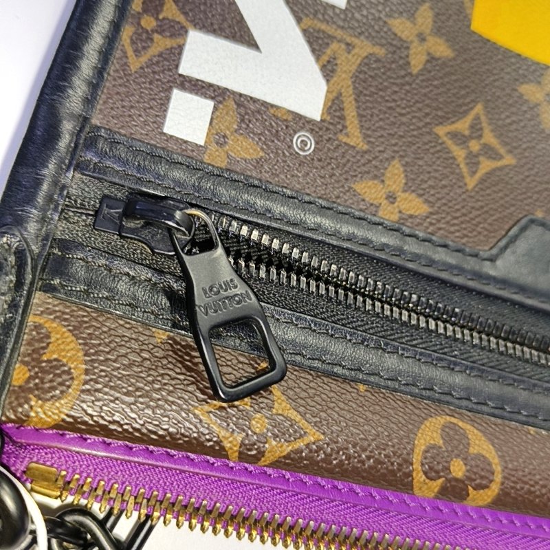 LOUIS VUITTON FLAT 棕色塗層帆布老花印花單肩包斜背包 金色黑色五金 子袋可拆卸肩帶-10