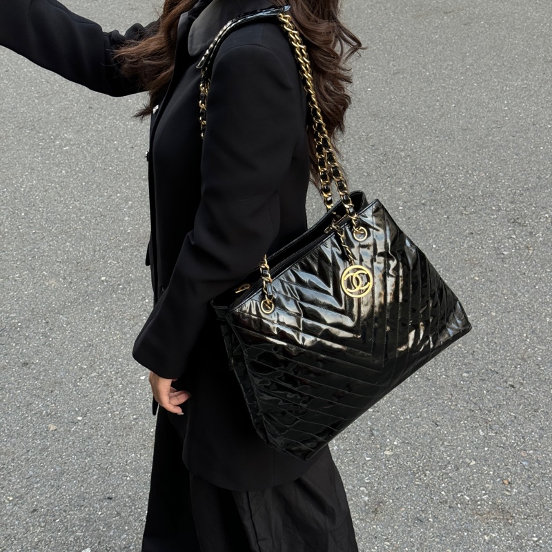 (甜甜價🤤) Chanel 香奈兒 黑金托特包 專櫃23萬!-21