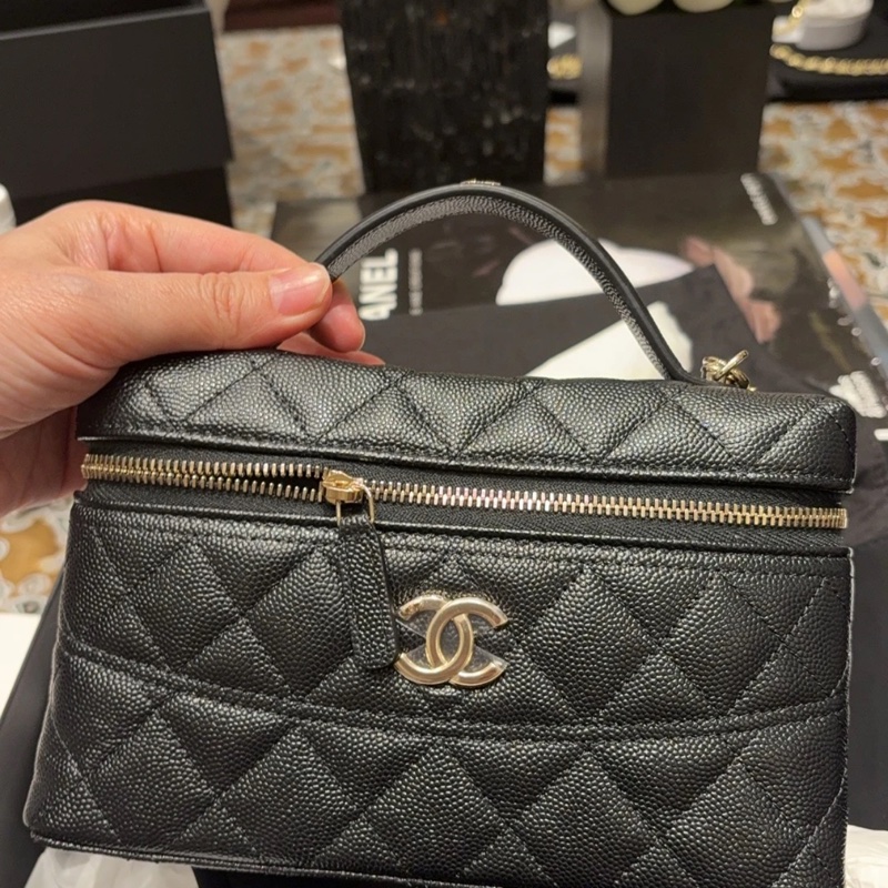 Chanel香奈兒25回歸線條長盒子LP-0