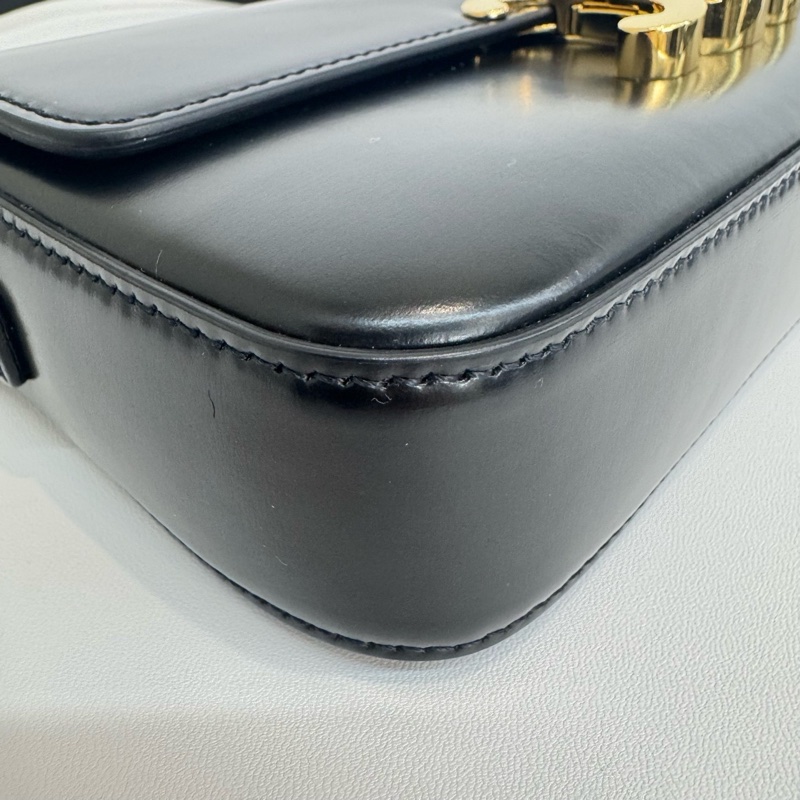 Celine TRIOMPHE 凱旋門 亮澤牛皮革 黑色金扣 肩背包 斜背包-10
