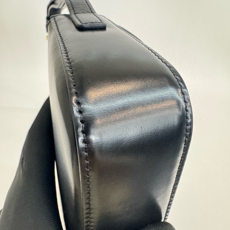 Celine TRIOMPHE 凱旋門 亮澤牛皮革 黑色金扣 肩背包 斜背包-13