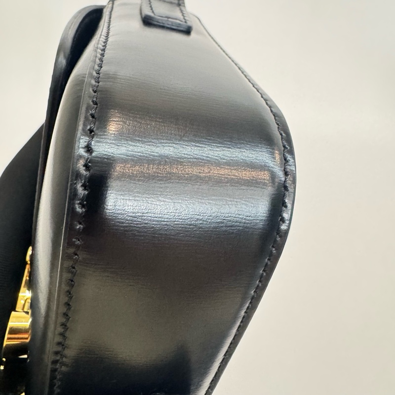 Celine TRIOMPHE 凱旋門 亮澤牛皮革 黑色金扣 肩背包 斜背包-14