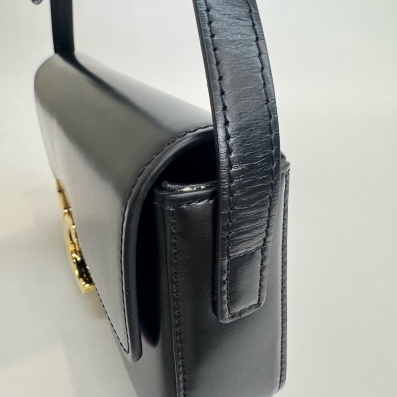 Celine TRIOMPHE 凱旋門 亮澤牛皮革 黑色金扣 肩背包 斜背包-15