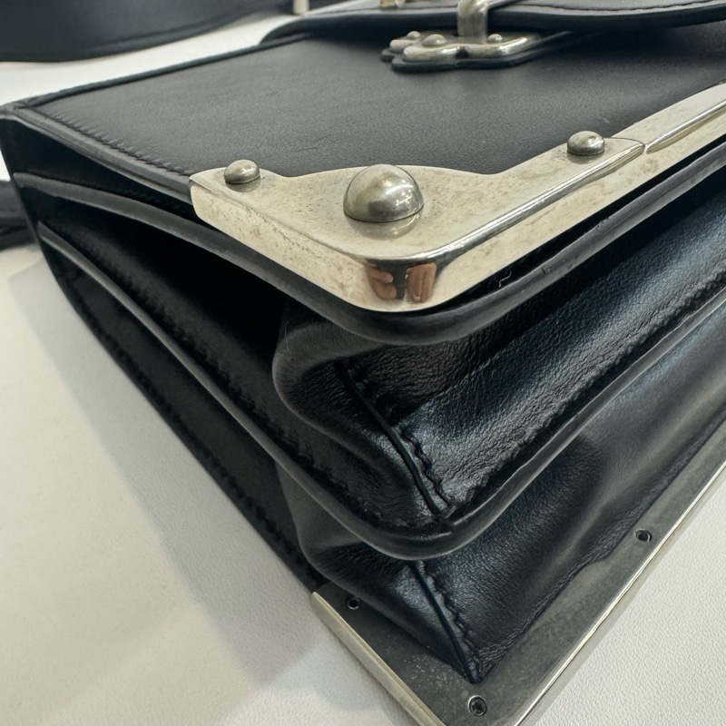 Prada Cahier 黑色牛皮斜背包肩背包-10