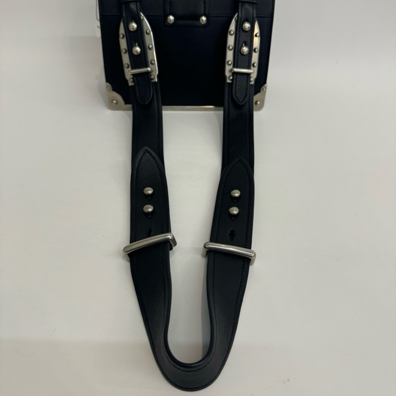 Prada Cahier 黑色牛皮斜背包肩背包-14