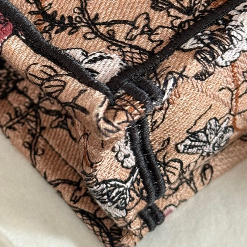 Dior mini book tote 豎版 花朵刺繡包 手提包 胭脂粉 限量版-9