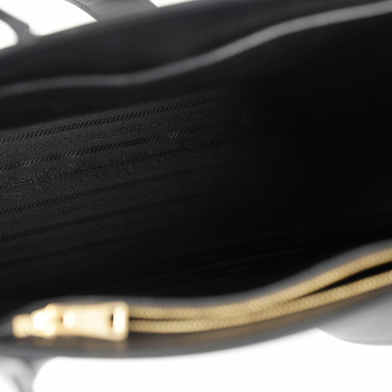 PRADA 單色托特單肩包 1BA155-11