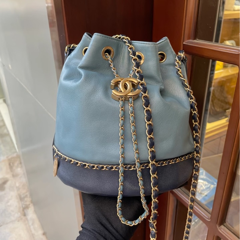 Chanel 水桶包 雙C抽繩水桶包-1