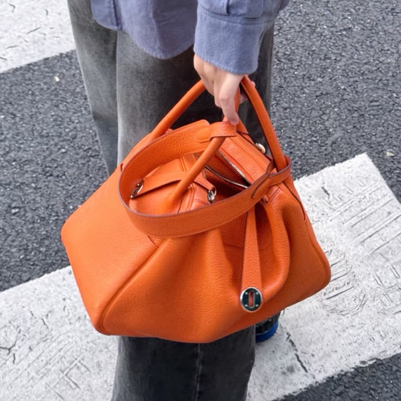 全網最低價😍Hermes愛馬仕橙togo皮lindy26手提斜挎包-5