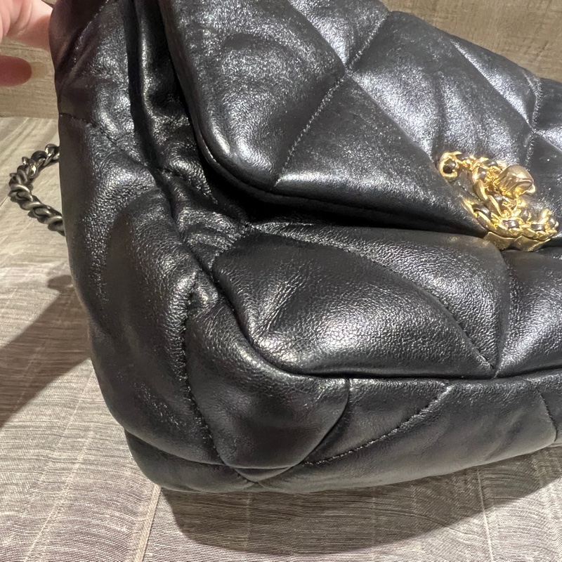 Chanel 19小號黑金-6