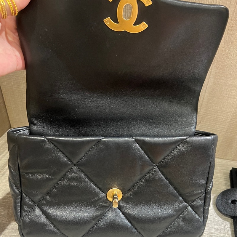 Chanel 19小號黑金-13