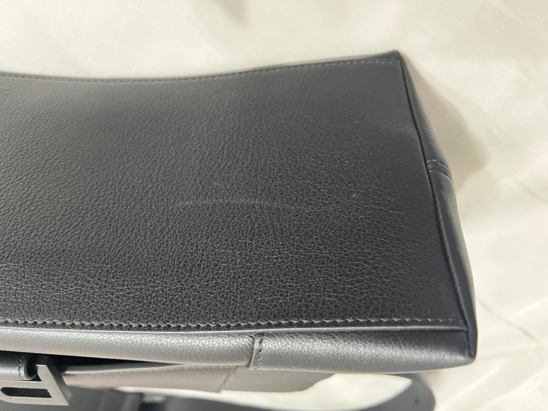 BALENCIAGA DOWNTOWN-9