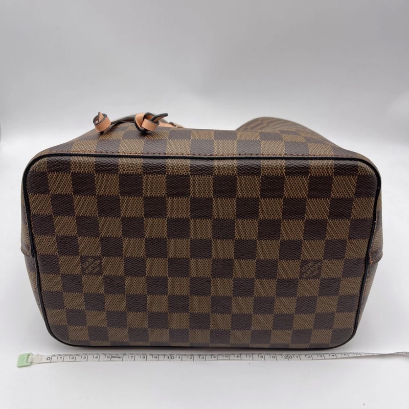 Lv 路易威登 NéoNoé 粉紅色襯裡 Damier 水桶包 棕色帆布-5
