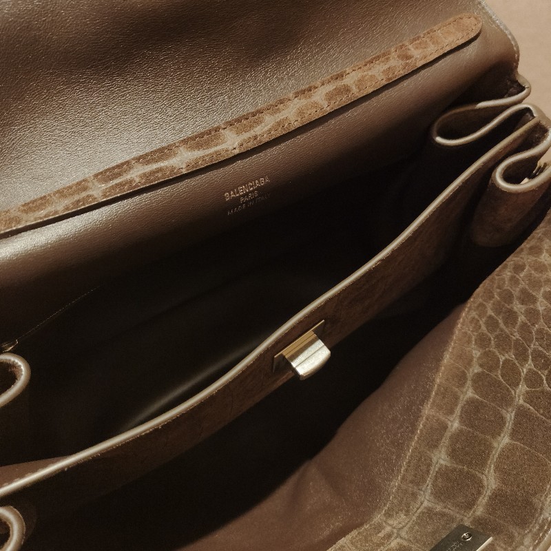 巴黎世家 balenciaga 2025新款 中號 Rodeo Handbag Medium in Dark Brown-3