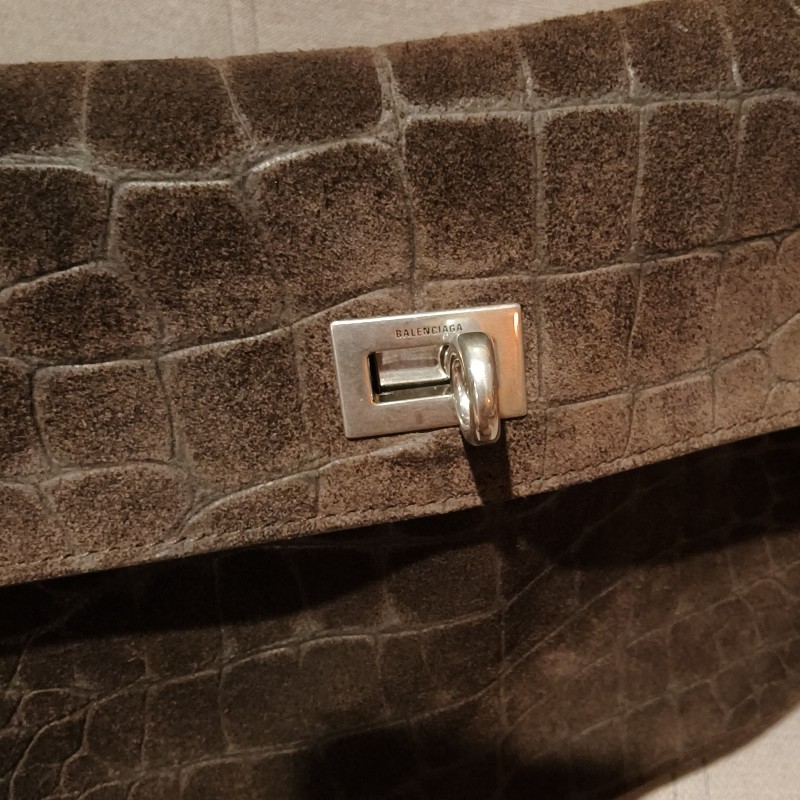 巴黎世家 balenciaga 2025新款 中號 Rodeo Handbag Medium in Dark Brown-4