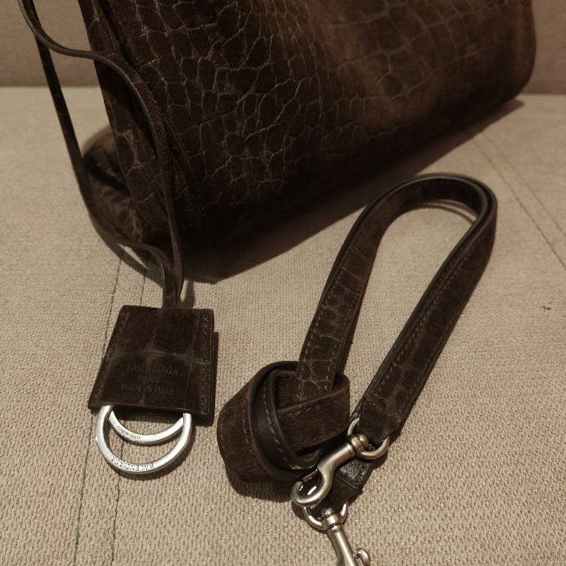 巴黎世家 balenciaga 2025新款 中號 Rodeo Handbag Medium in Dark Brown-11