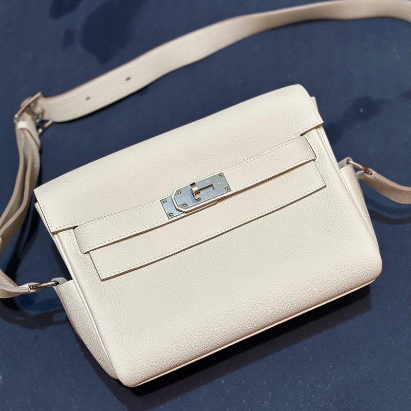 全新HERMES 愛馬仕 奶昔白K刻郵差包 中性款 KELLY MESSENGER PM TOGO皮-6